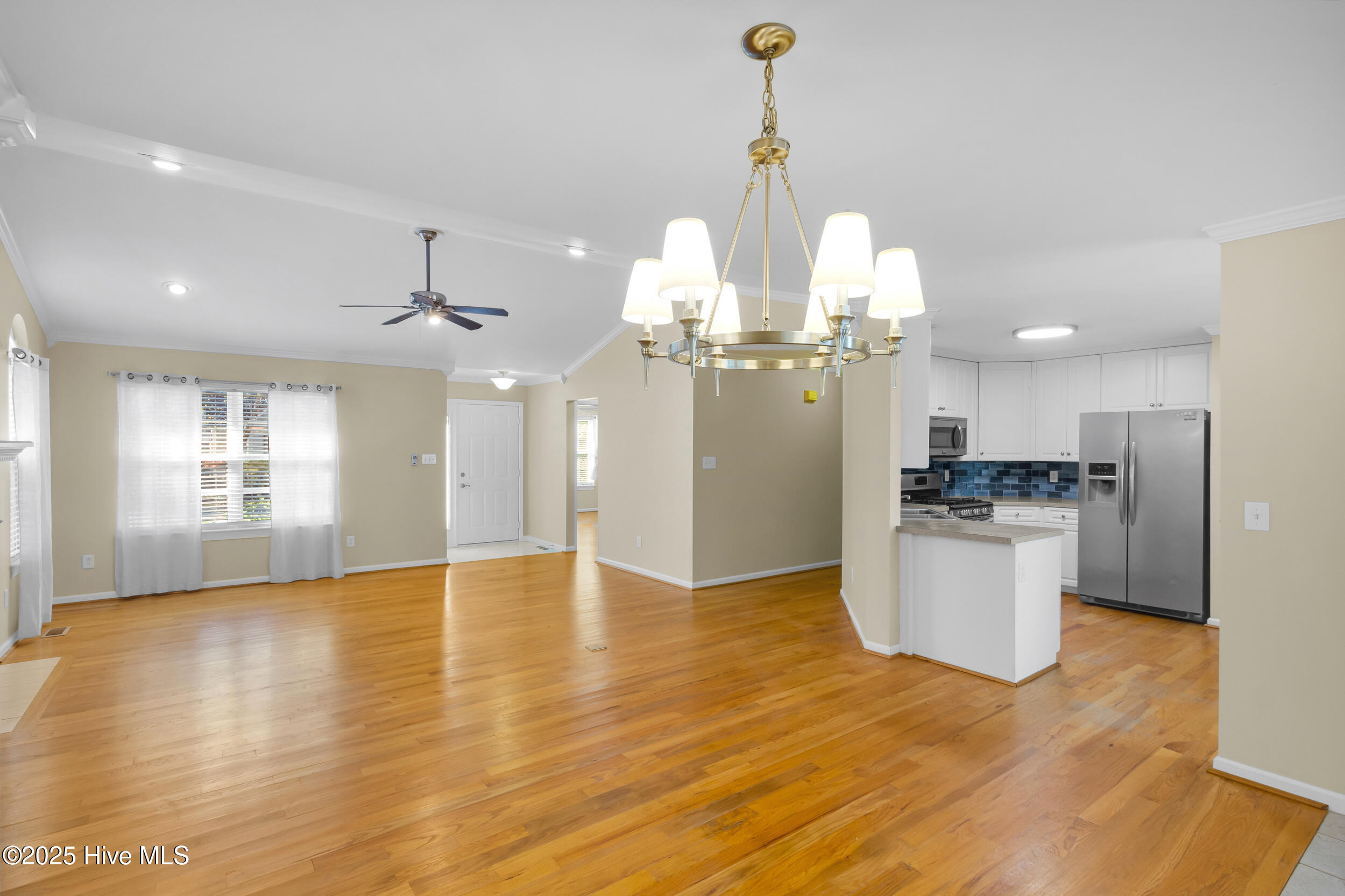 916 Buckingham Road New Bern, NC 28562 - Photo 8 of 35 Dining room view of kitchen and living room