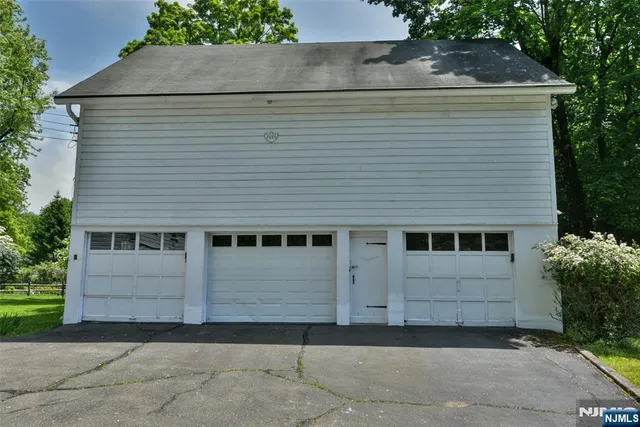 a view of house with space