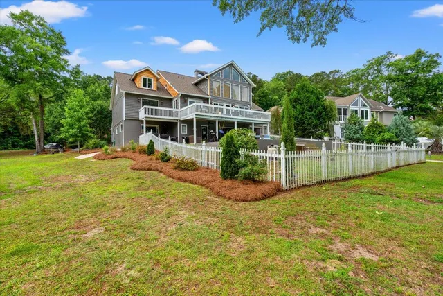 $899,000 | 118 Broad River Drive, Santee, SC 29142