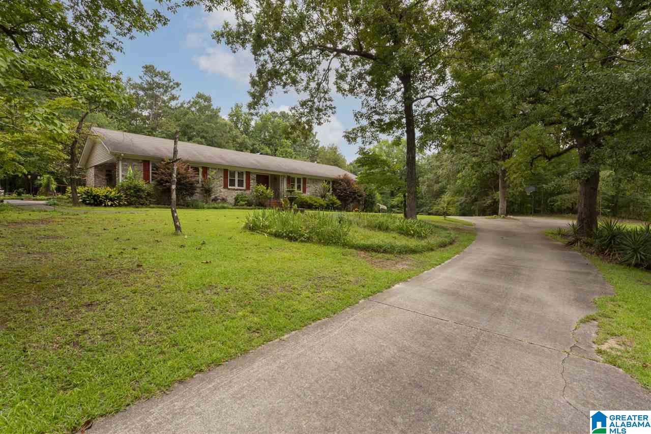 137 Old Spanish Trail Alabaster, AL 35007 - Photo 4 of 50