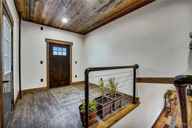 $980,000 | 893 Minkel Road, Sheldon, NY 14145