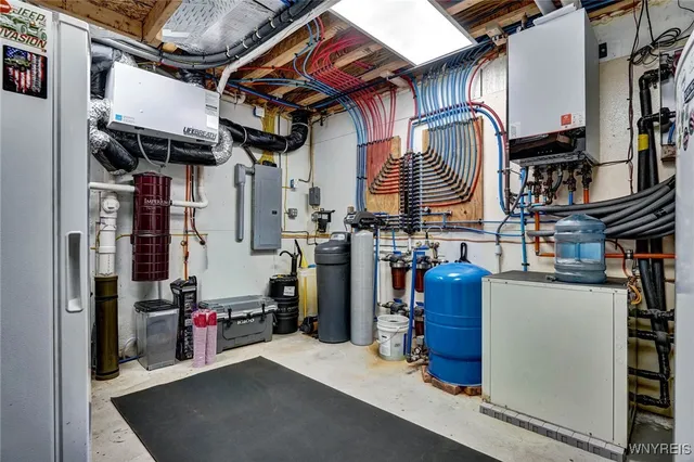 $980,000 | 893 Minkel Road, Sheldon, NY 14145