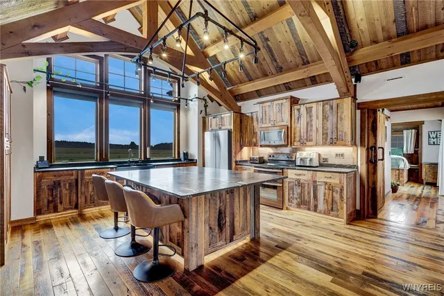 $980,000 | 893 Minkel Road, Sheldon, NY 14145