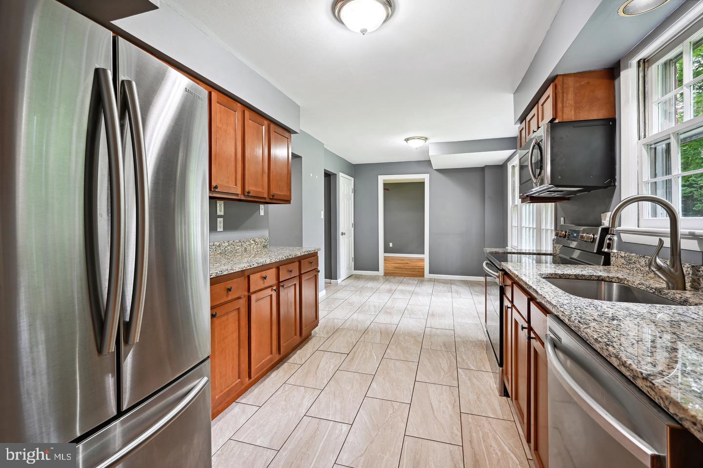 204 Mowbray Road Silver Spring, MD 20904 - Photo 8 of 23 Gallery Image 8