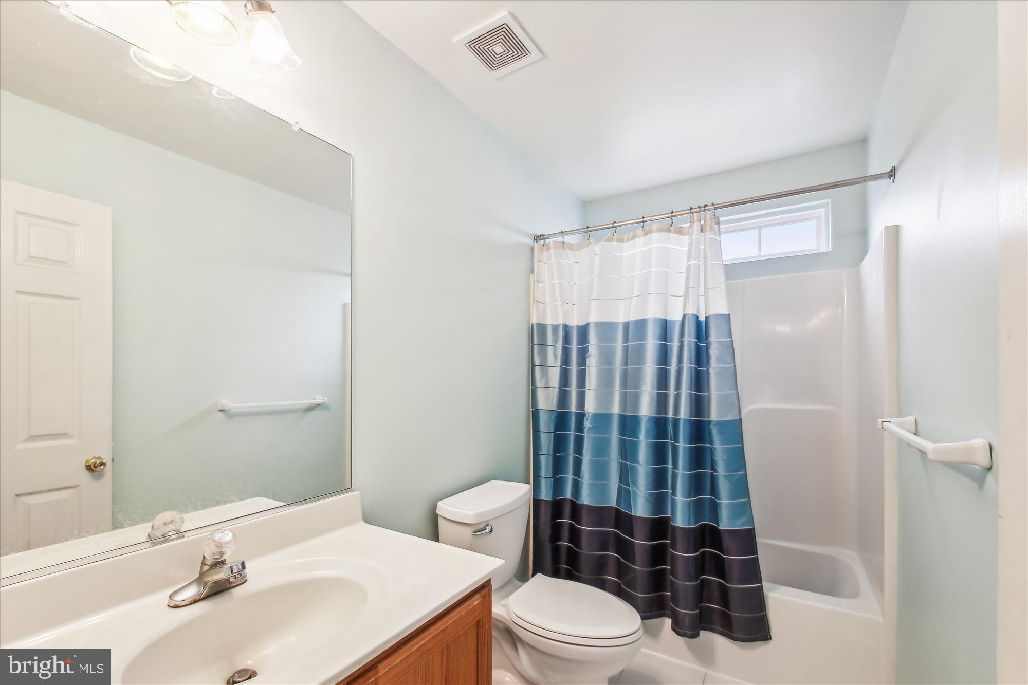 7719 West Shore Road Pasadena, MD 21122 - Photo 12 of 40 Full Bath
