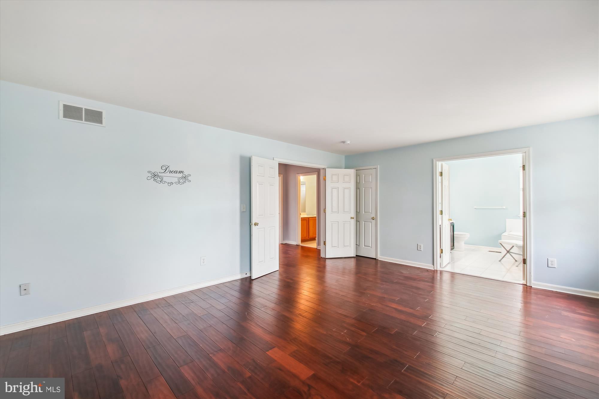 7719 West Shore Road Pasadena, MD 21122 - Photo 9 of 40 Primary Bedroom