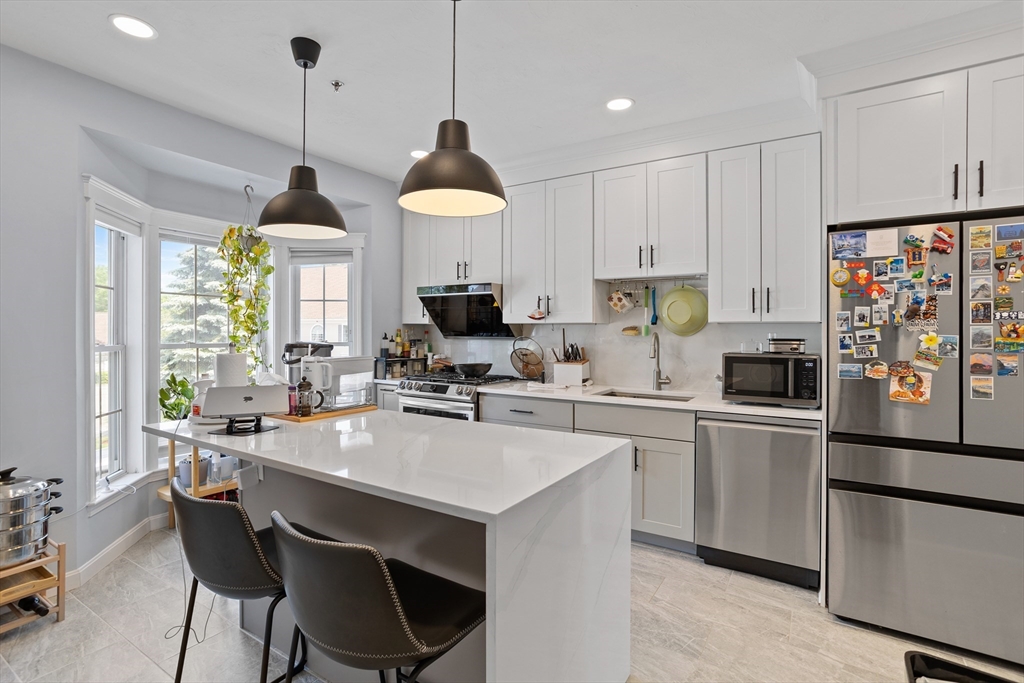 36 Cambridge Road, Unit 44 Woburn, MA 01801 - Photo 3 of 21