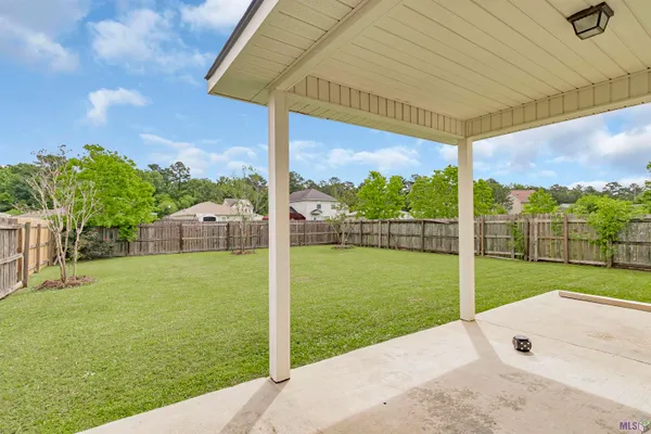 $1,790 | 23592 Country Manor Avenue, Denham Springs, LA 70726