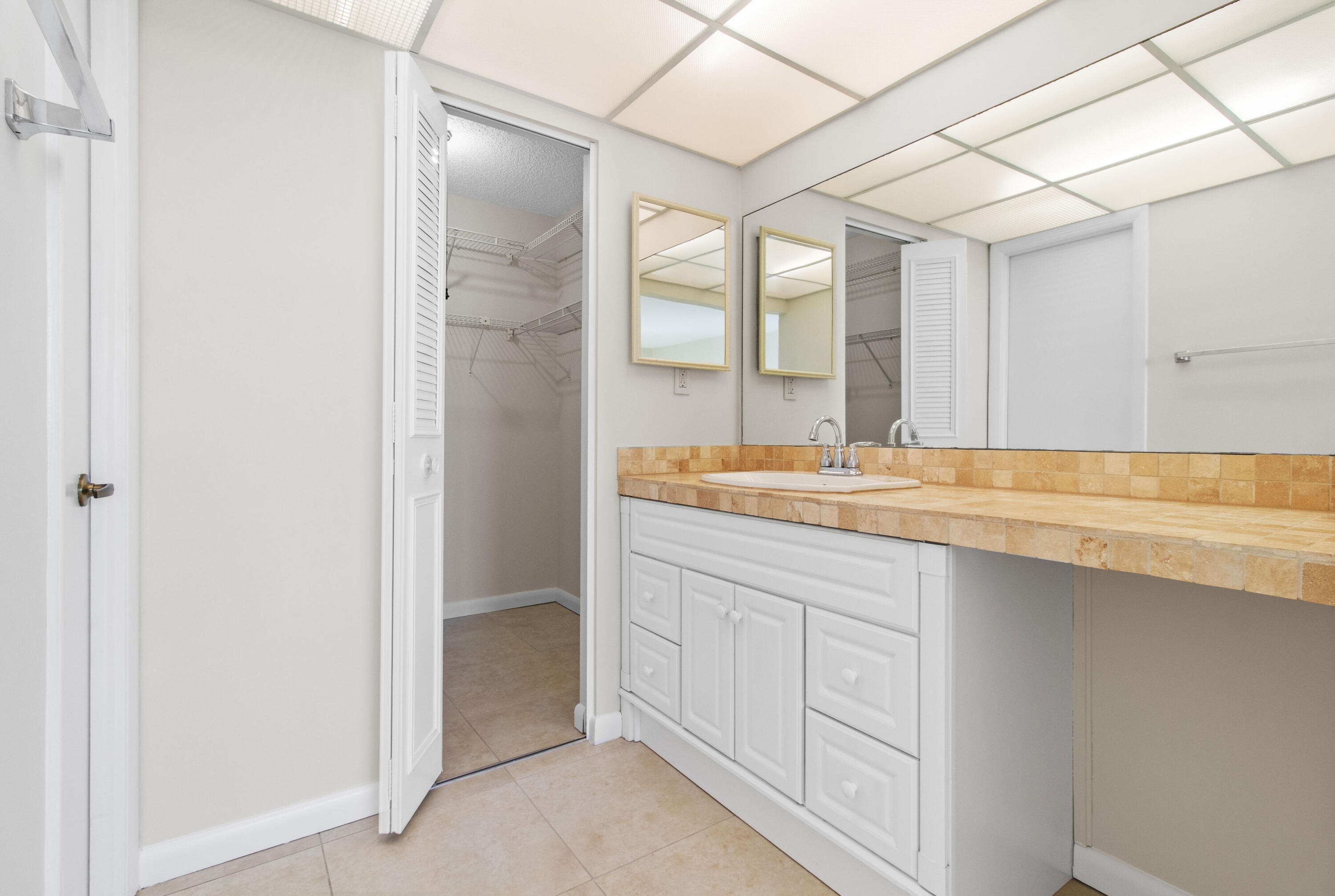 8 Royal Palm Way, Unit 602 Boca Raton, FL 33432 - Photo 11 of 20 IMG_0275