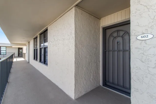 $2,450 | 8 Royal Palm Way, Unit 602, Boca Raton, FL 33432