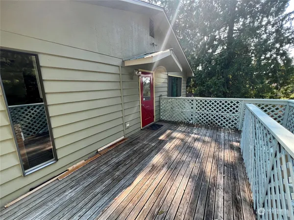 $1,750,000 | 13318 Beverly Park Road, Mukilteo, WA 98275