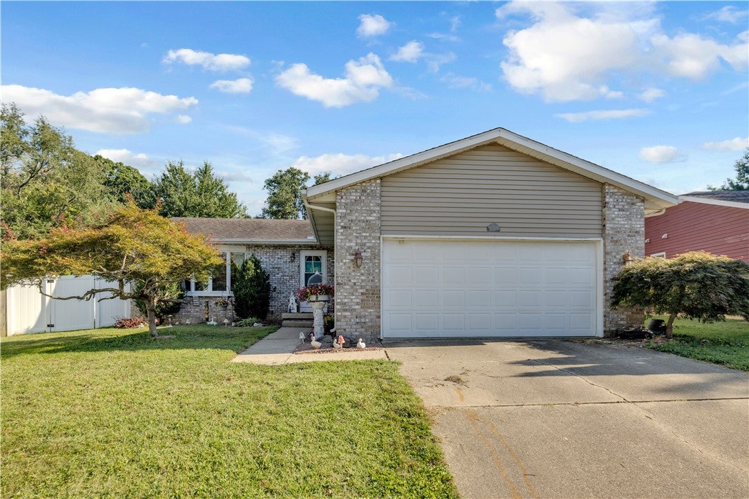 2870 Primrose Court Decatur, IL 62526 - Photo 1 of 26 Gallery Image 1
