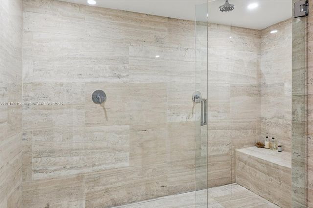 $6,300,000 | 102 24th Street, Unit 1440, Miami Beach, FL 33139