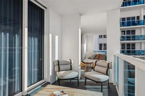 $6,300,000 | 102 24th Street, Unit 1440, Miami Beach, FL 33139