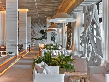 $6,300,000 | 102 24th Street, Unit 1440, Miami Beach, FL 33139