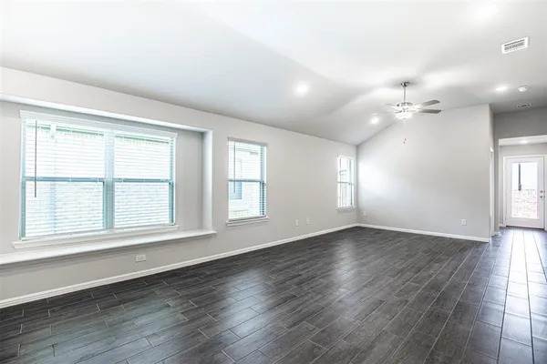 $1,995 | 7108 Calshot Road, Pilot Point, TX 76258