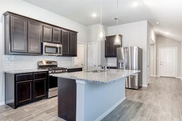 $1,995 | 7108 Calshot Road, Pilot Point, TX 76258