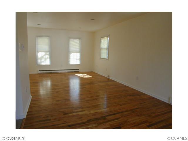 4642 Twelveoaks Road Midlothian, VA 23112 - Photo 3 of 11 Living Room