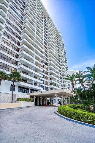 a picture of city view