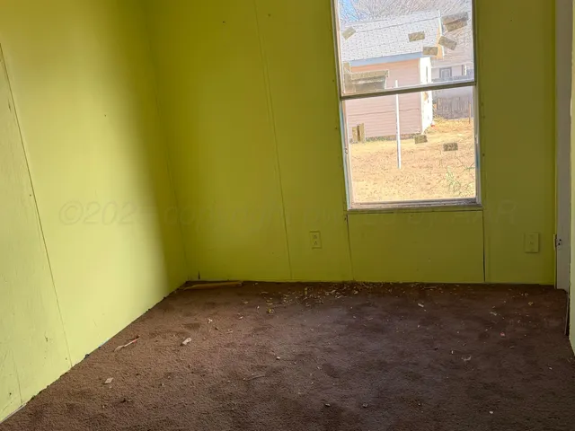a view of a storage & utility room