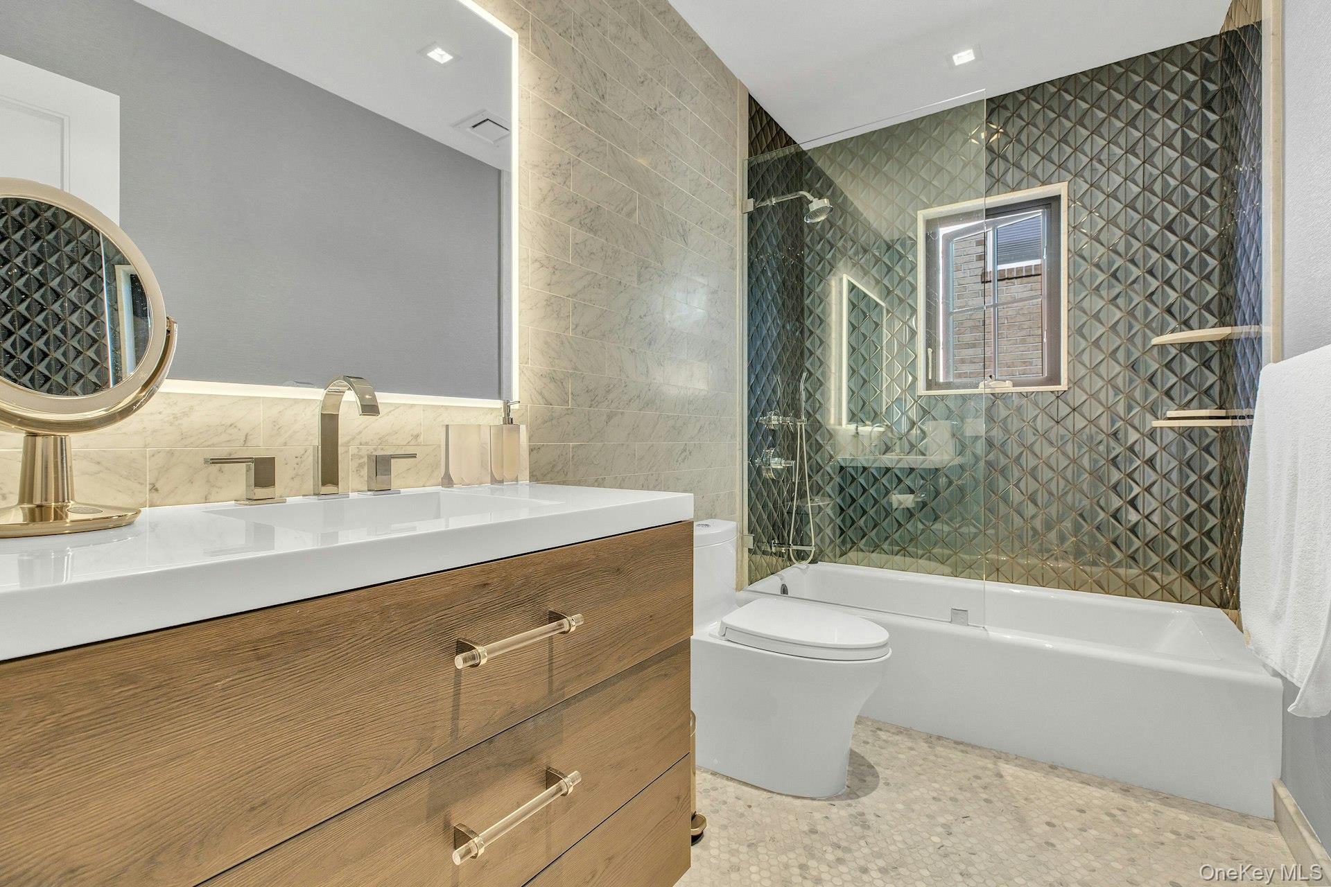 162-04 12th Road Queens, NY 11357 - Photo 24 of 38