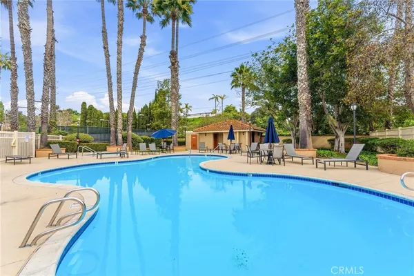 $1,195,000 | 7767 Caminito Monarca, Unit 100, Carlsbad, CA 92009