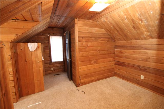 125 Trinity Road Franklin, TN 37067 - Photo 12 of 20 UPSTAIRS AREA IS SUPER COOL ~ COULD BE BEDROOM SPACE OR BONUS SPACE ~ HAS A FULL BATH
