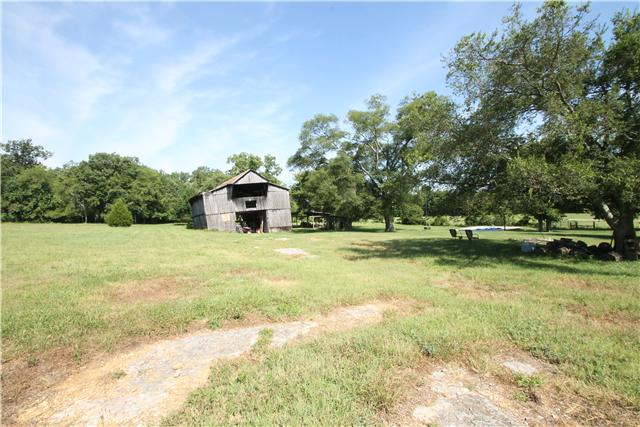 125 Trinity Road Franklin, TN 37067 - Photo 14 of 20 ANOTHER BARN VIEW