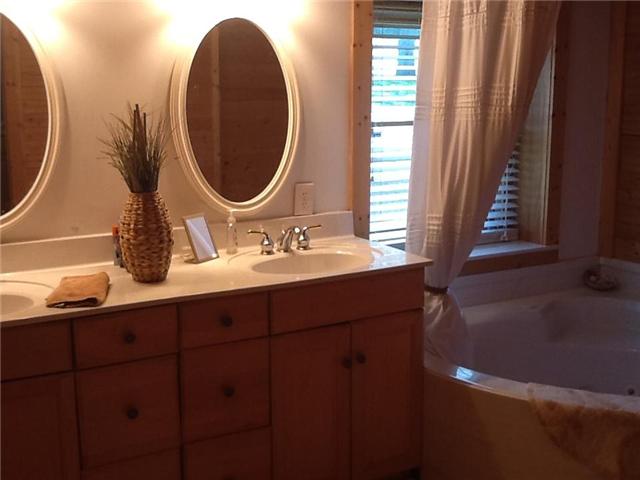 125 Trinity Road Franklin, TN 37067 - Photo 19 of 20 DOWNSTAIRS DOUBLE VANITIES