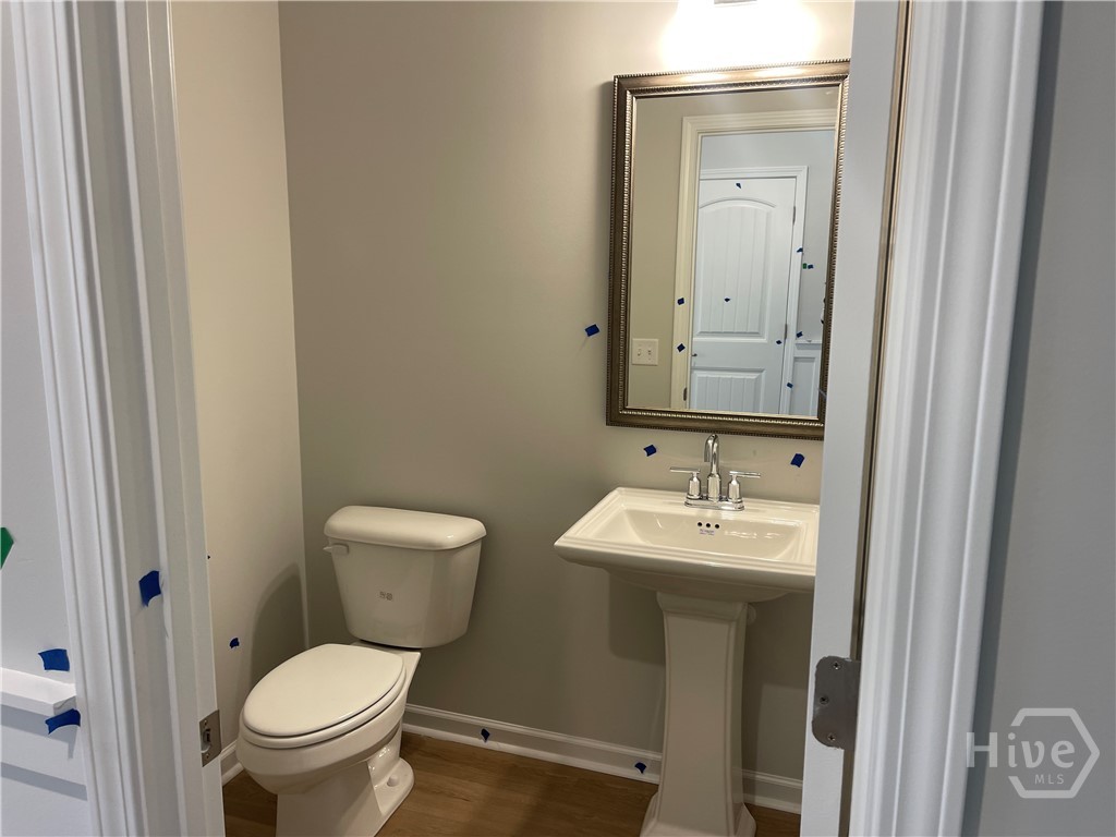 174 Champlain Drive Pooler, GA 31322 - Photo 8 of 28 Powder Room