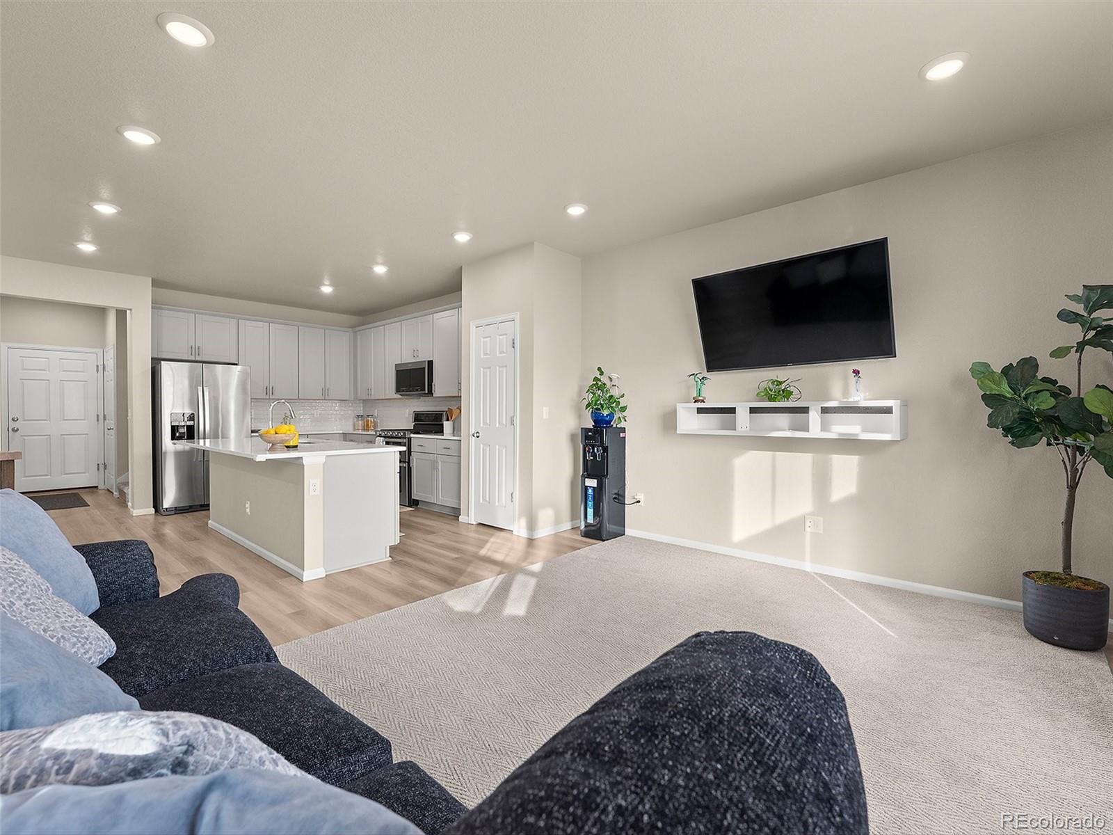 940 Morning Glory Road Henderson, CO 80640 - Photo 11 of 29