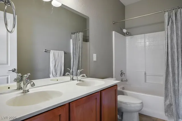 $3,500 | 2589 Chateau Clermont Street, Henderson, NV 89044