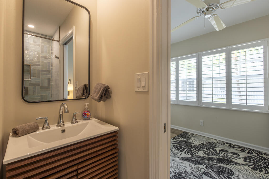 548 Porter Lane Key West, FL 33040 - Photo 24 of 28 548 Porter Lane Medium--50