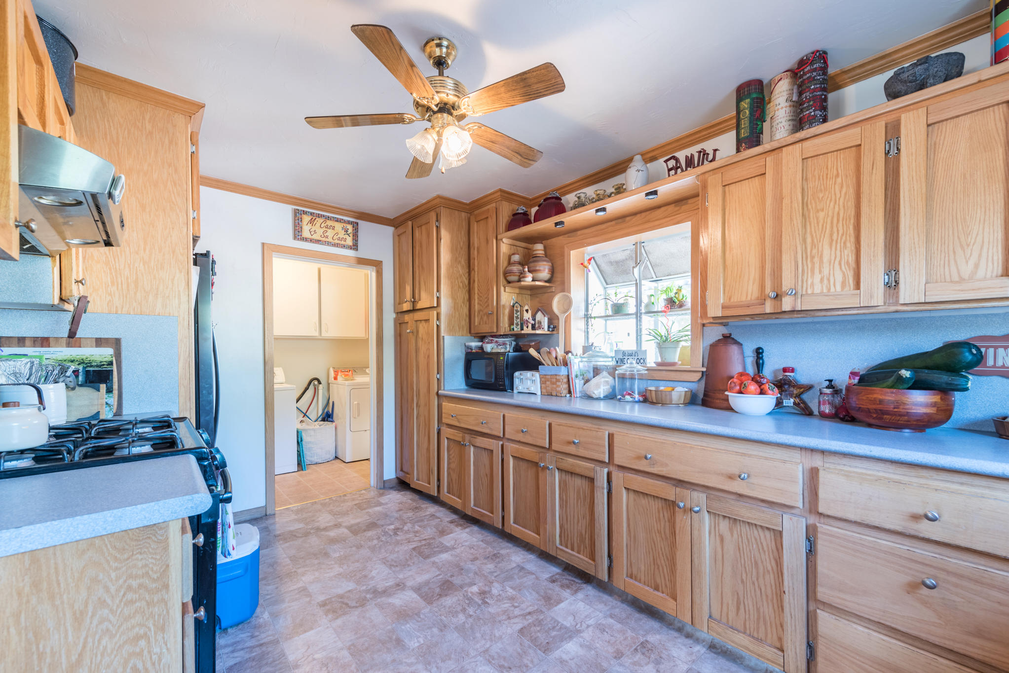 372 South Filbert Road Exeter, CA 93221 - Photo 8 of 29 taylorkarrphotography-372-LowRes 10