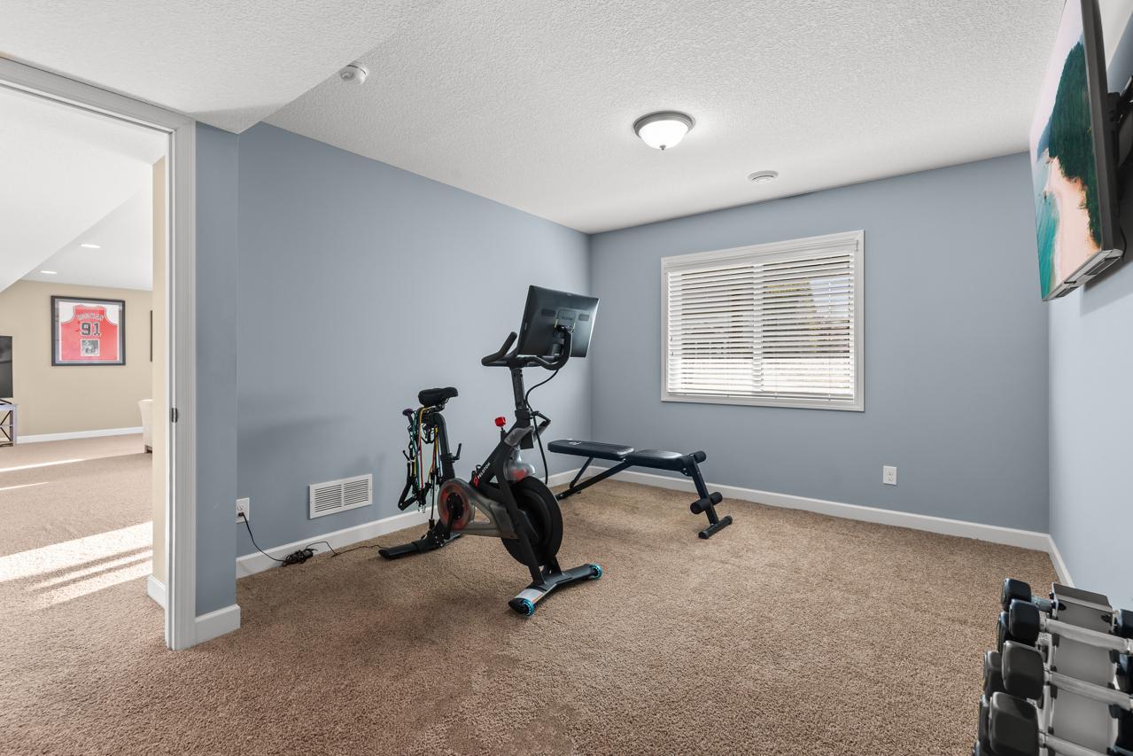 8821 Reflections Road Chanhassen, MN 55317 - Photo 36 of 42 Gallery Image 36