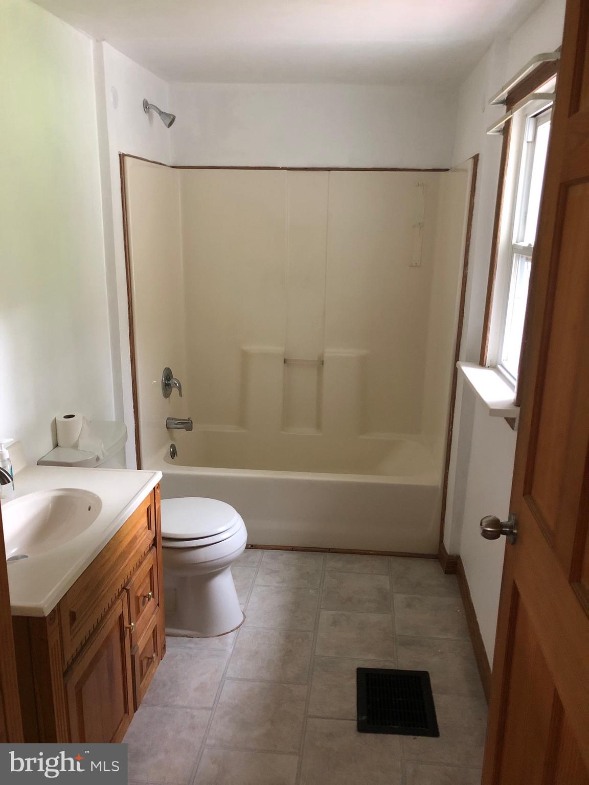 2112 Georgia Road Temple, PA 19560 - Photo 8 of 12 Bathroom