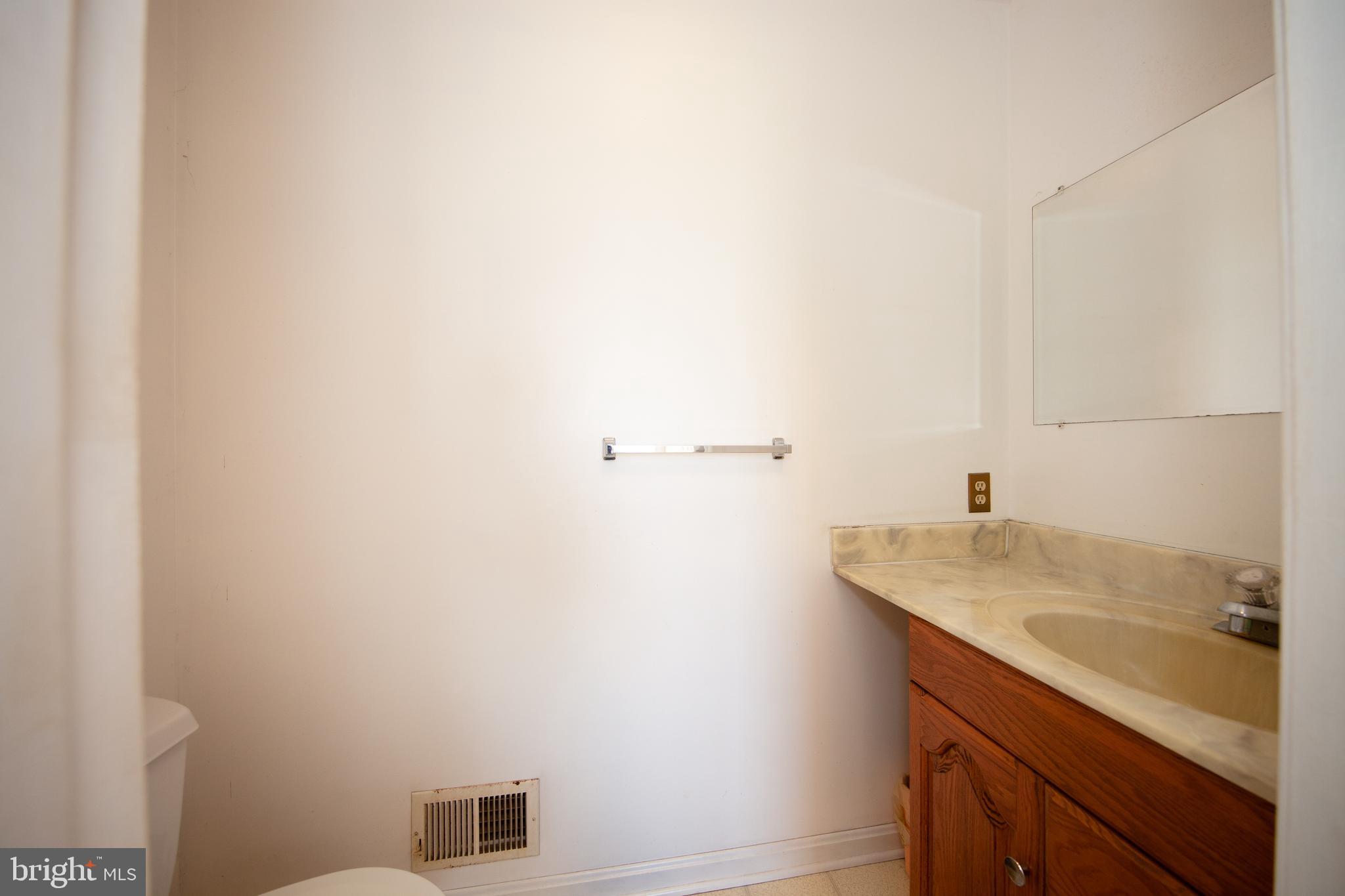 2251 Traceys Store Road Parkton, MD 21120 - Photo 15 of 45 Gallery Image 15