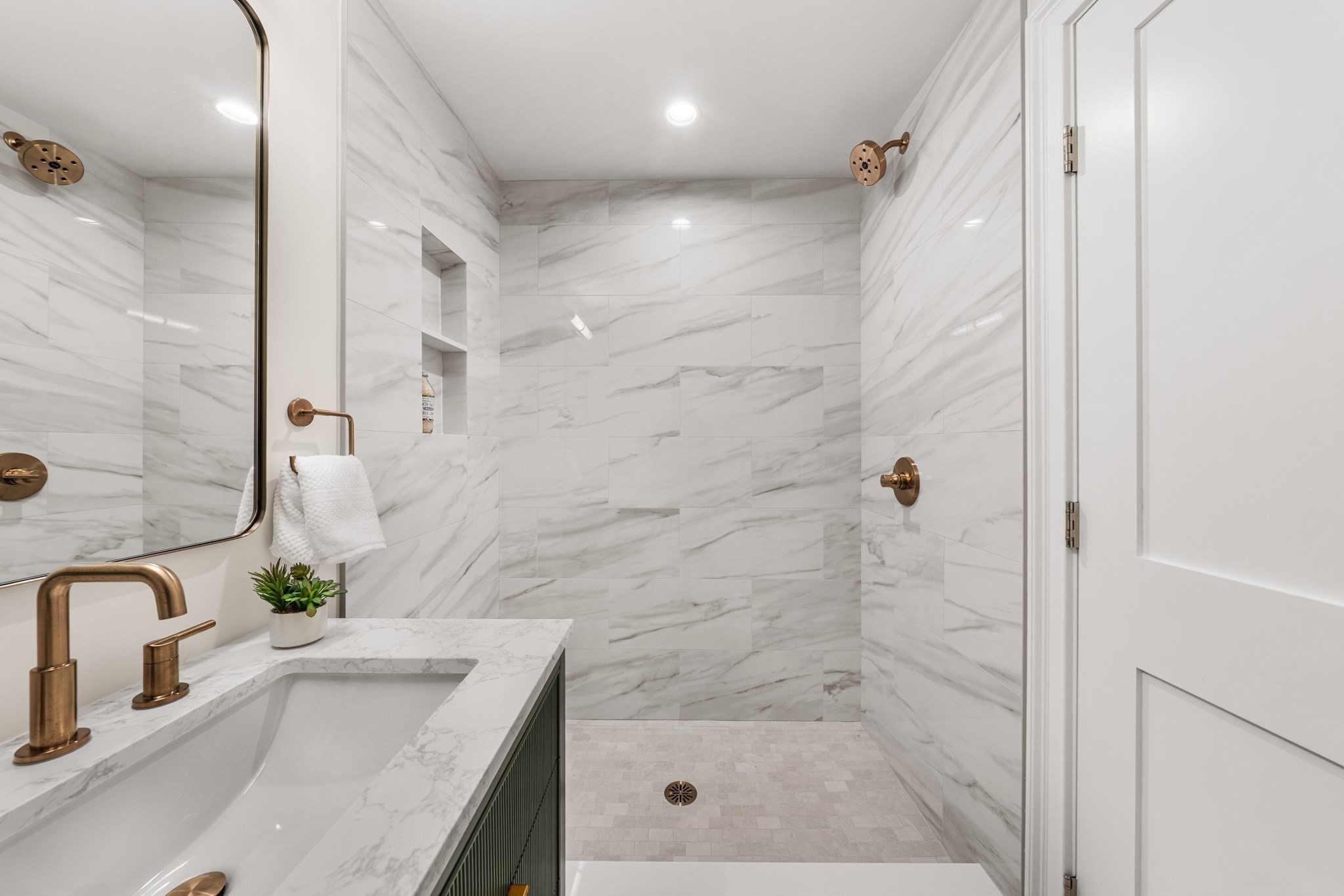 4 Crescent Road, Unit 1 Needham, MA 02494 - Photo 24 of 26 Gallery Image 24