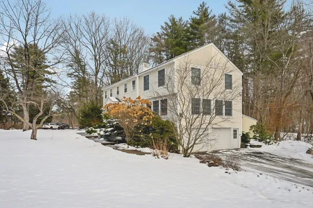 $725,900 | 7 Birchwood Drive, Derry, NH 03038