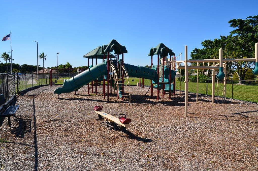 21686 Fall River Drive Boca Raton, FL 33428 - Photo 38 of 41 Playground