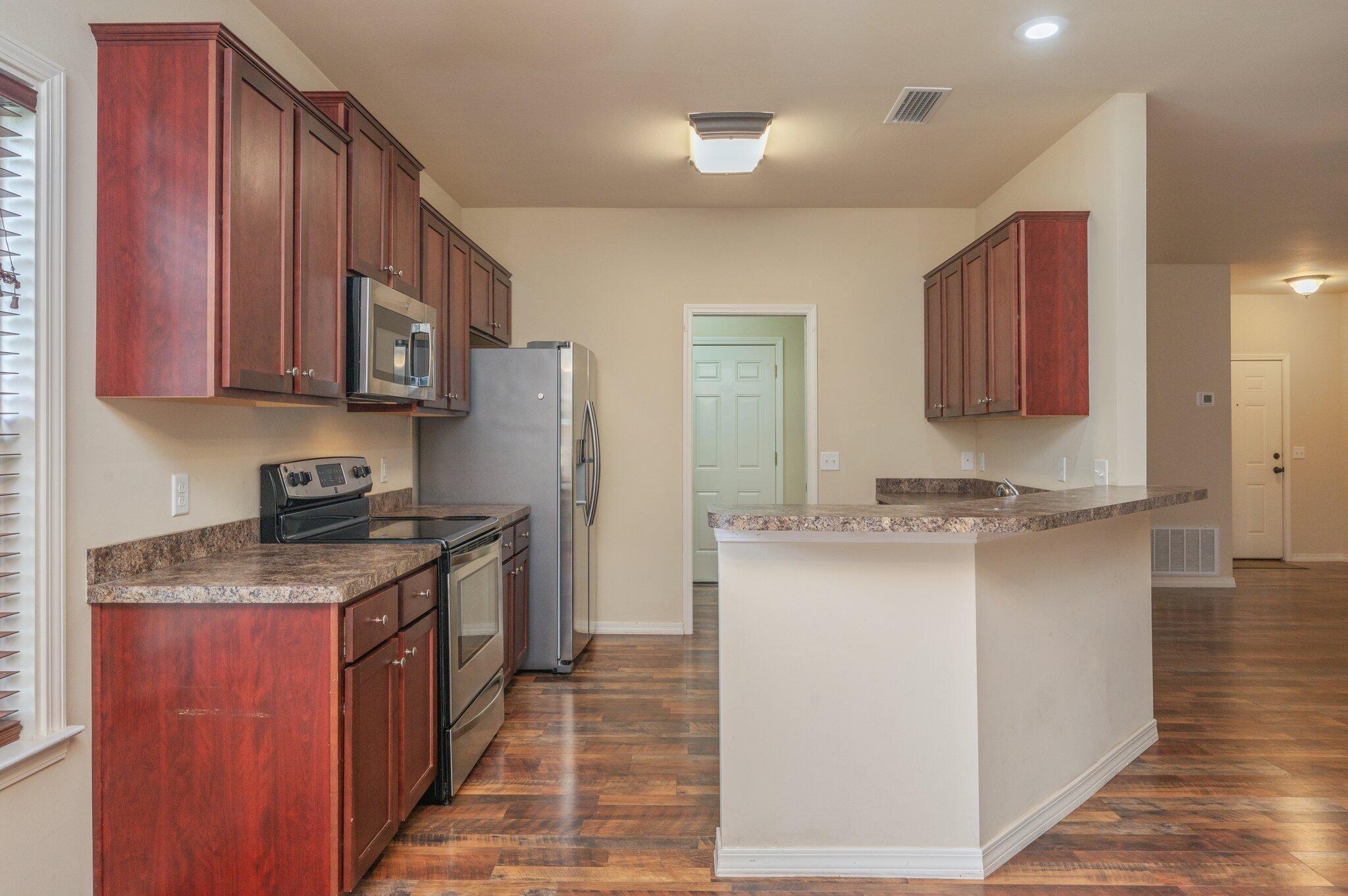 646 Hunters Ridge Road DeFuniak Springs, FL 32433 - Photo 12 of 38 12-web-or-mls-646-hunters-ridge-rd