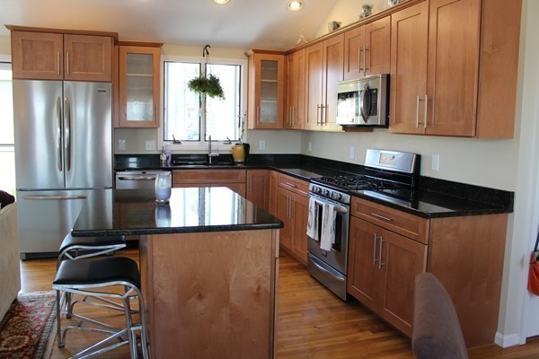 10 A Old Colony Road Hull, MA 02045 - Photo 5 of 27 Gallery Image 5