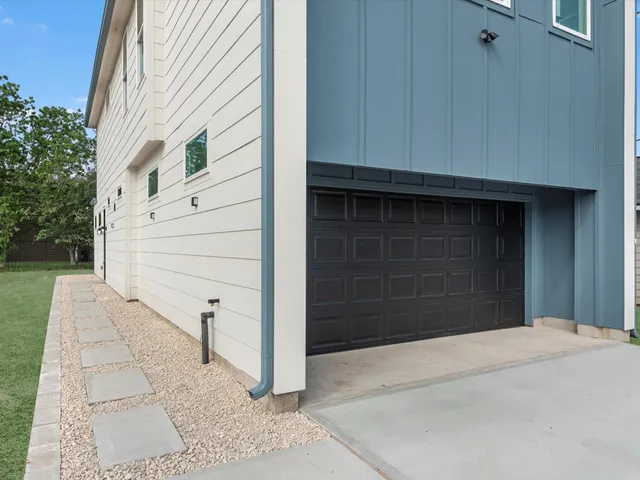 $2,500 | 1130 Miller Road, Sealy, TX 77474