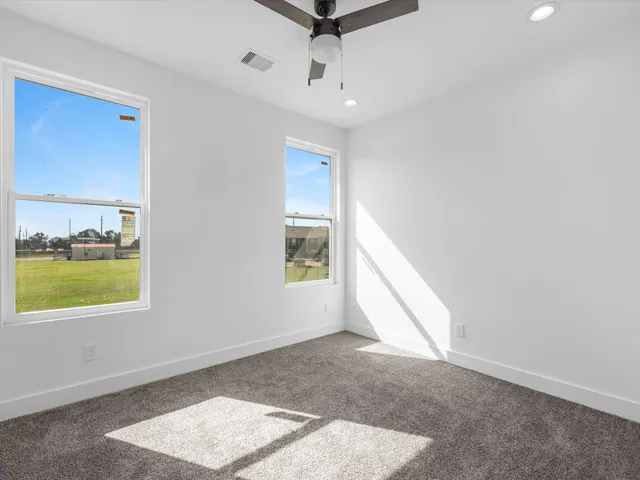 $2,500 | 1130 Miller Road, Sealy, TX 77474