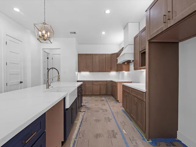 $2,500 | 1130 Miller Road, Sealy, TX 77474