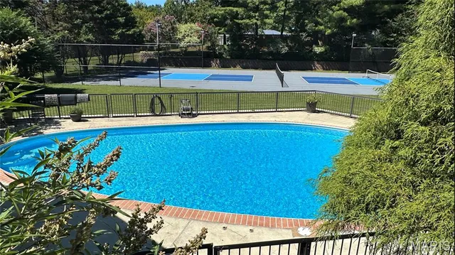 $687,500 | 616 Peironnet Circle, Cape Girardeau, MO 63701