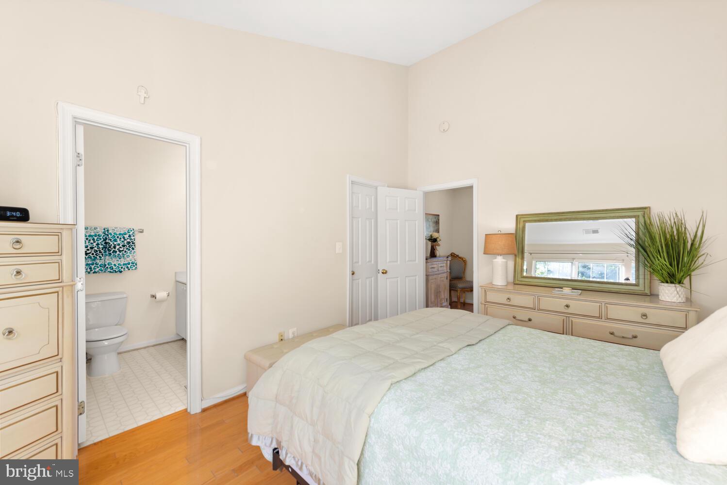 11483 Heritage Commons Way Reston, VA 20194 - Photo 24 of 47