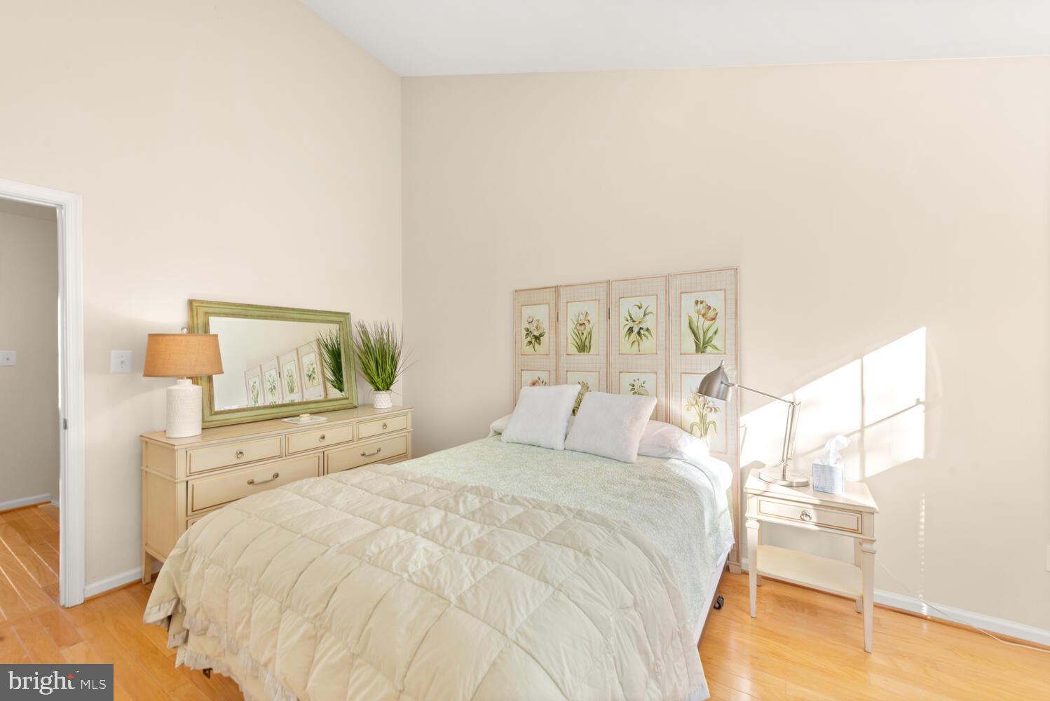 11483 Heritage Commons Way Reston, VA 20194 - Photo 25 of 47