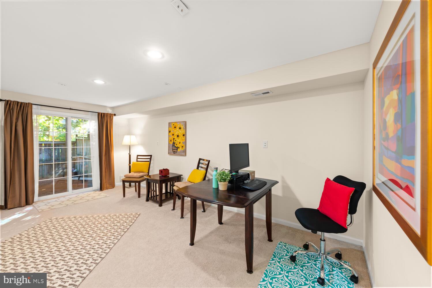 11483 Heritage Commons Way Reston, VA 20194 - Photo 27 of 47 Walk out basement with great options