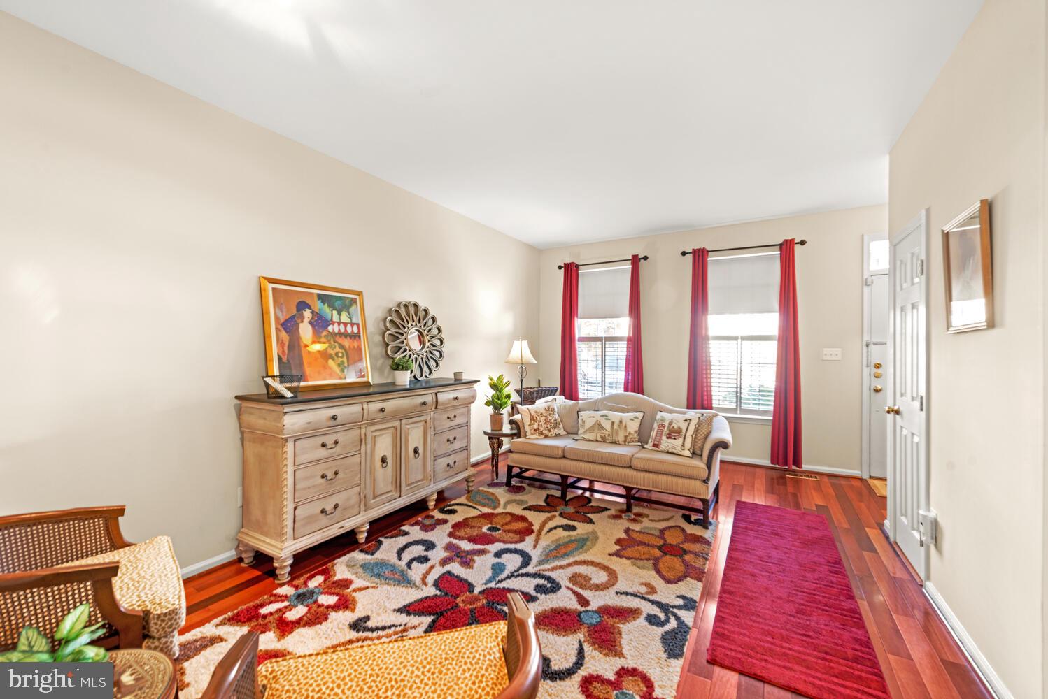 11483 Heritage Commons Way Reston, VA 20194 - Photo 9 of 47